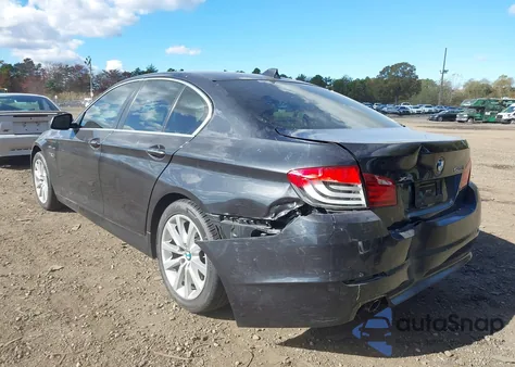 2013 BMW 528I xDrive z USA, uszkodzony, nr VIN WBAXH5C54DD108158